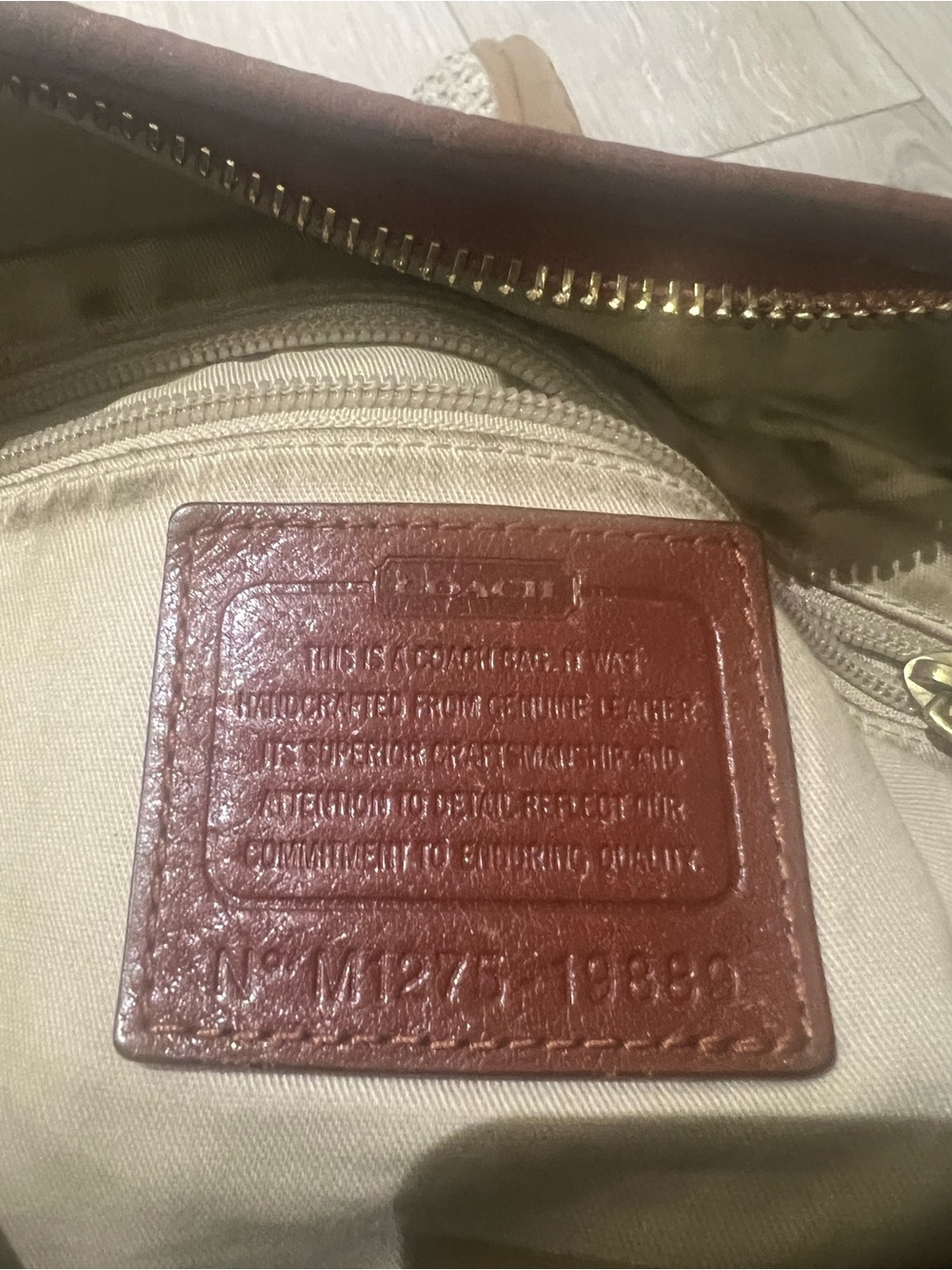 COACH Classic Brown Leather Shoulder Bag - Timeless Everyday Style